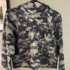 Lululemon Loungeful Cropped Hoodie